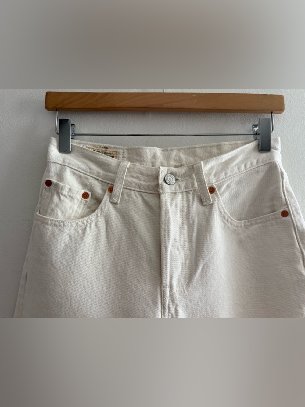 Levi’s 501 Off White Straight Leg, Raw Hem, Button Fly Jeans - Picture 3 of 16